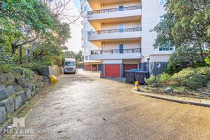 Photo 23- click for photo gallery